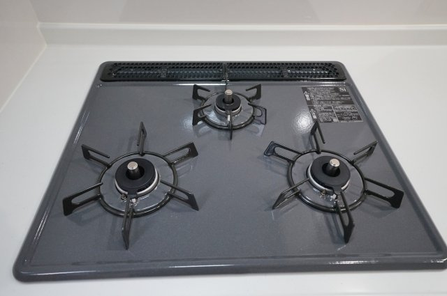 【横浜市瀬谷区阿久和西3丁目18-11新築戸建て】★仲介手数料無料★（原小学校・原中学校）のキッチン