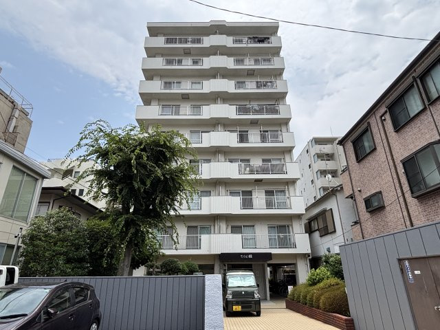 マンション東陽の外観