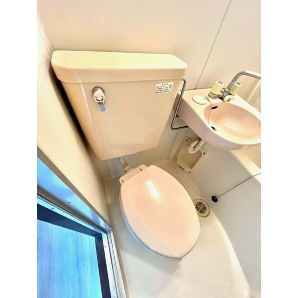 フラット鳴尾のトイレ