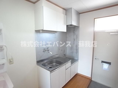 【キッチン】 | カーサエム | コンパクトなキッチンで掃除もラクラク