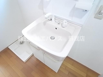 【洗面所】 | カーサエム | 脱衣スペースもあります