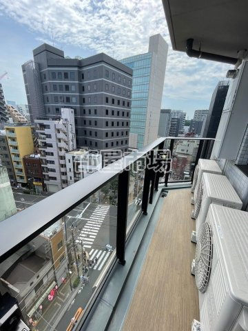 クレストコート上野のバルコニー