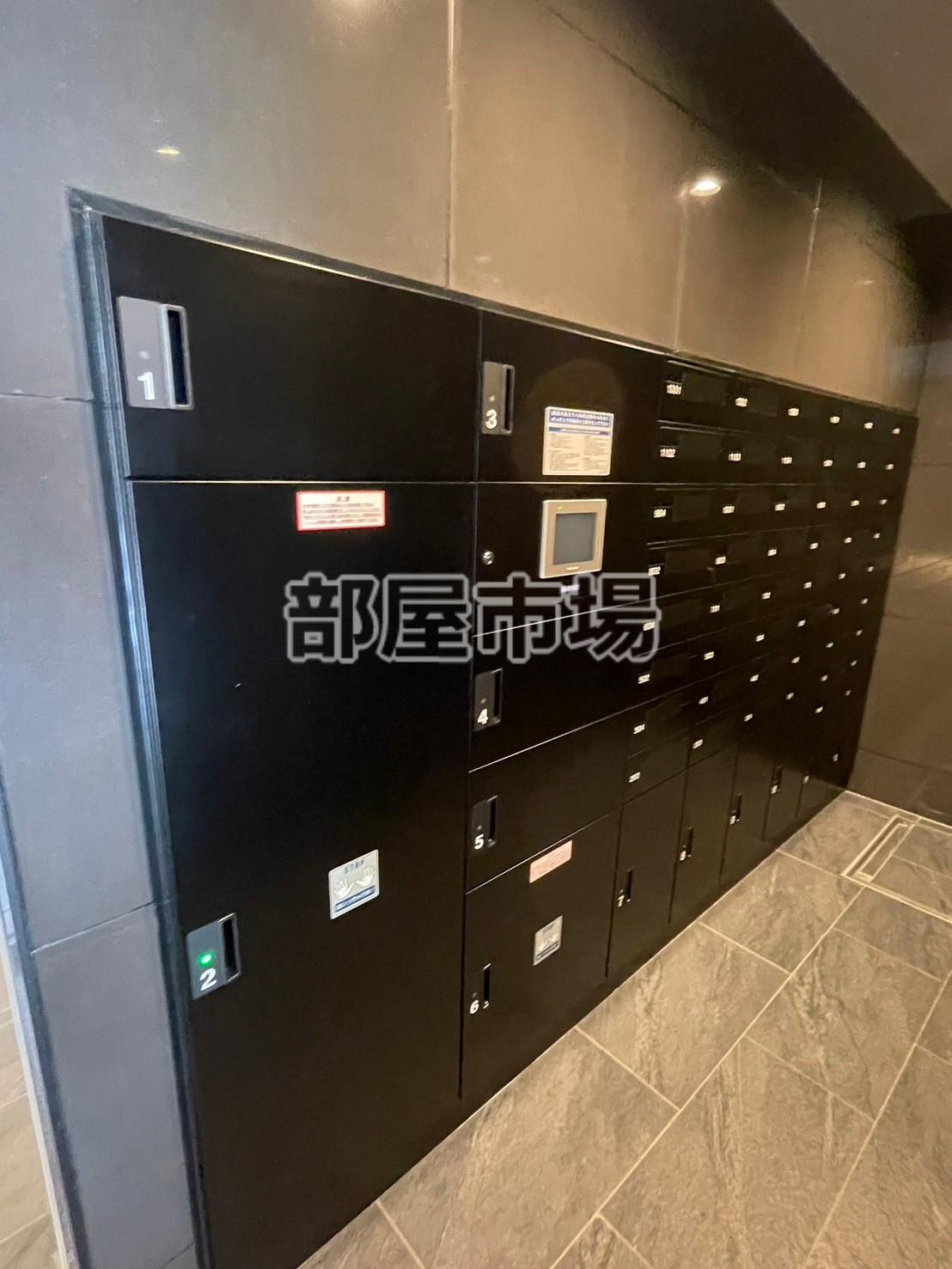 クレストコート上野のその他共用部分|宅配ボックス