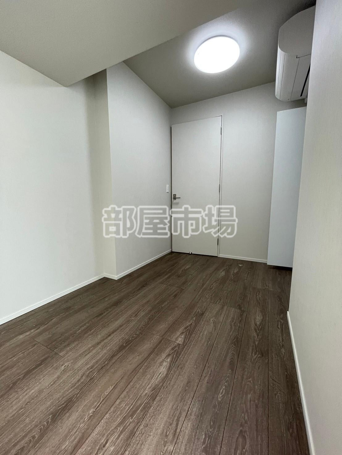 クレストコート上野の寝室