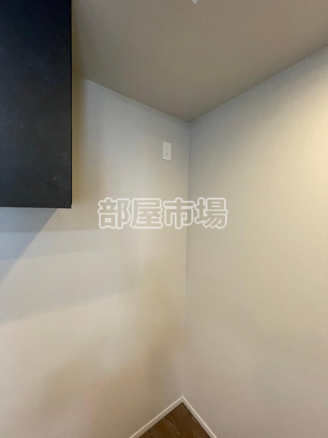 クレストコート上野のキッチン|冷蔵庫置場