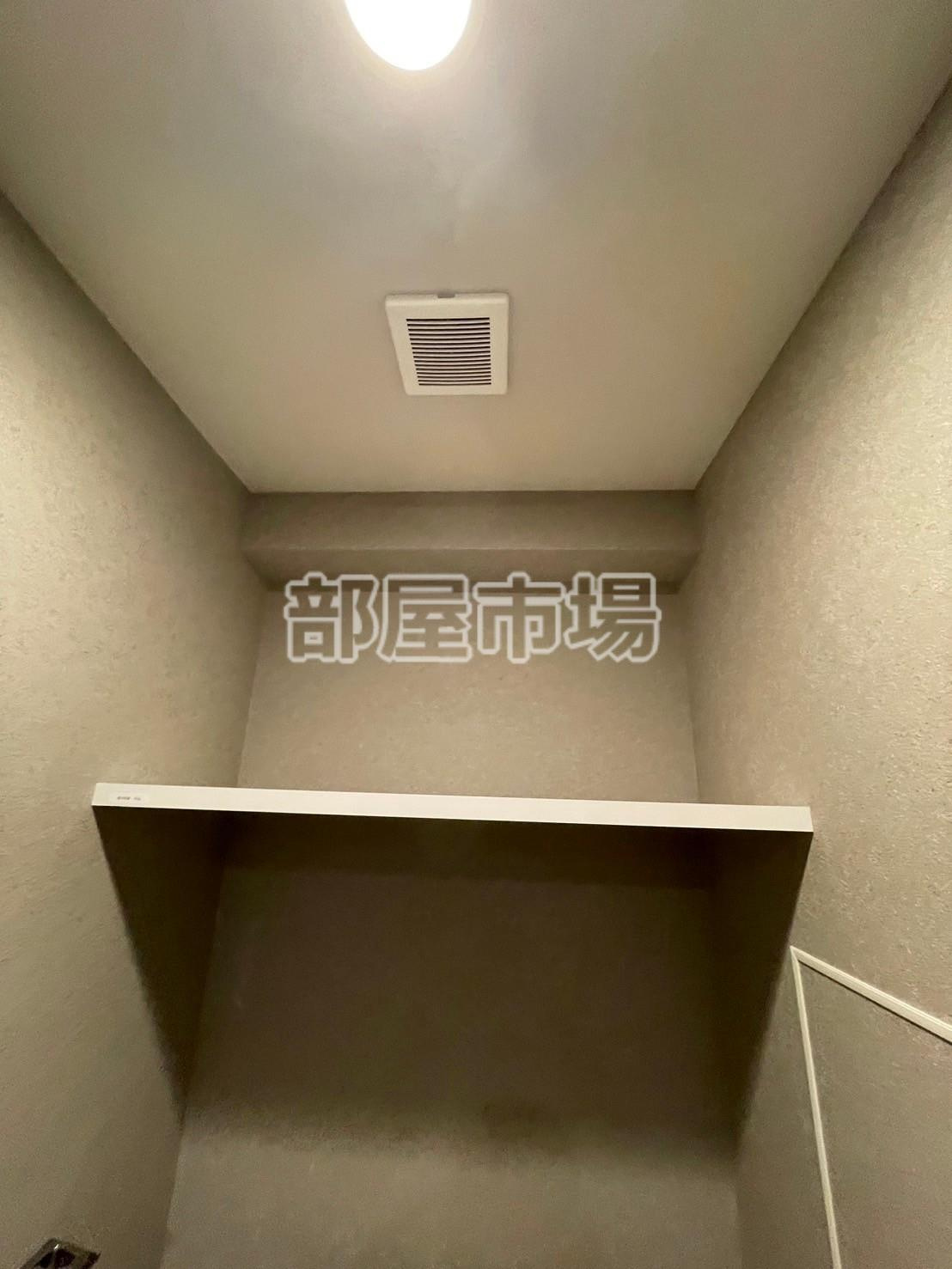 クレストコート上野のトイレ|収納