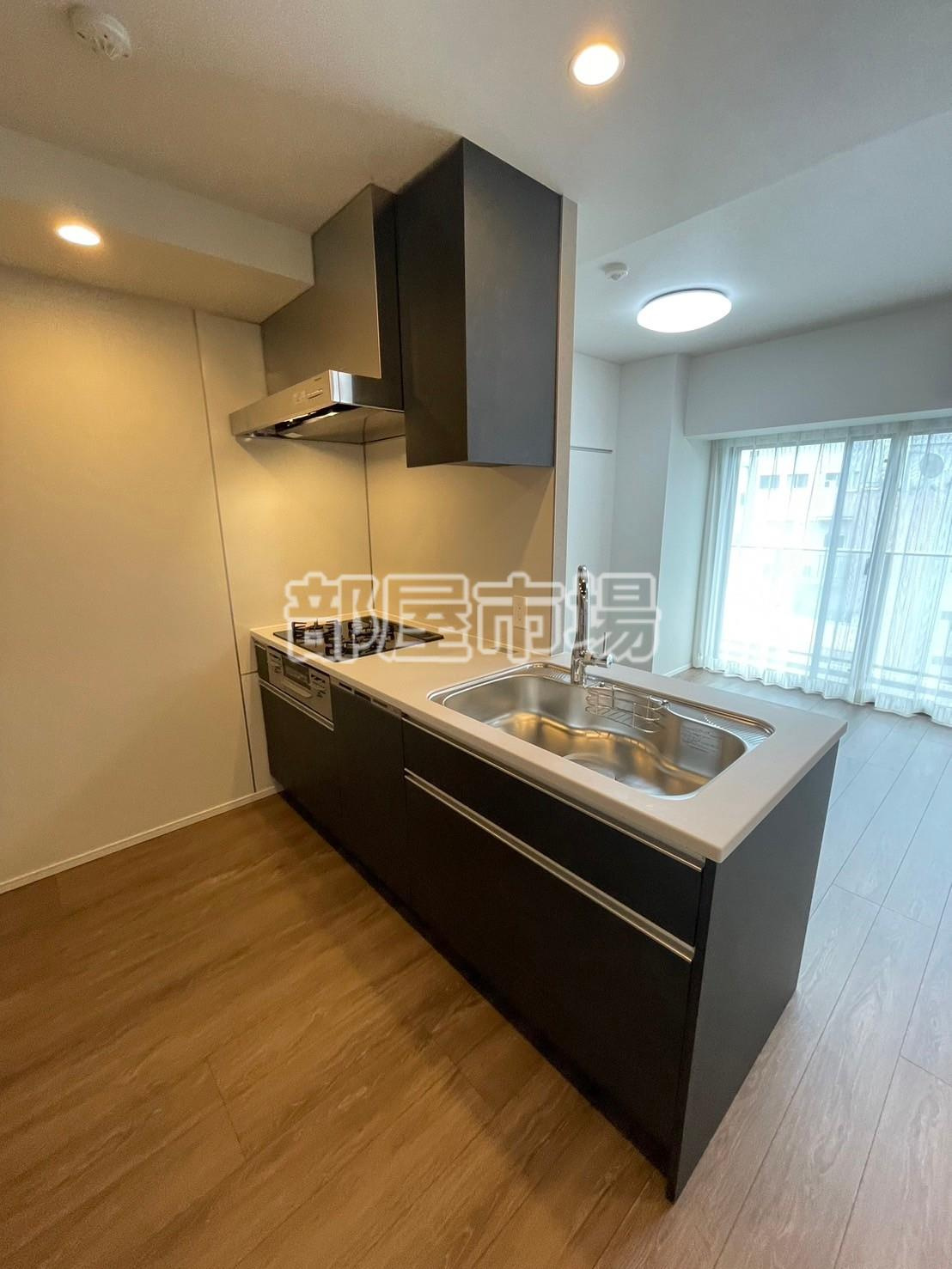 クレストコート上野のキッチン