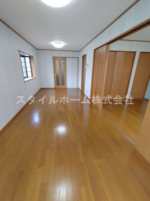 【居間・リビング】 | ベルバランセ白井 | 別部屋写真です。