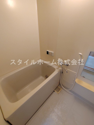 【浴室】 | ベルバランセ白井 | 別部屋写真です。