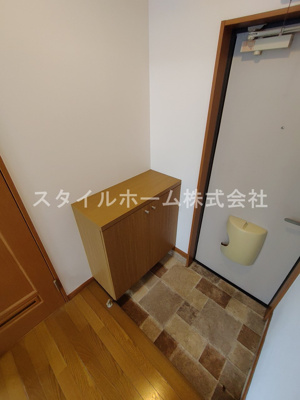 【玄関】 | ベルバランセ白井 | 別部屋写真です。