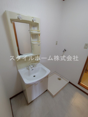 【洗面所】 | ベルバランセ白井 | 別部屋写真です。