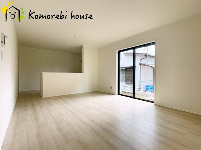上尾市西宮下4丁目　新築一戸建て　Aの居間・リビング|撮影：'25/10/14