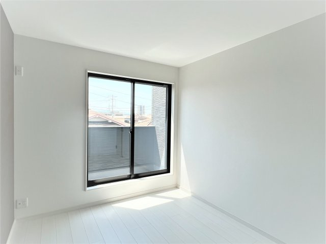 堺市東区日置荘北町　令和5年築4ＬＤＫの洋室