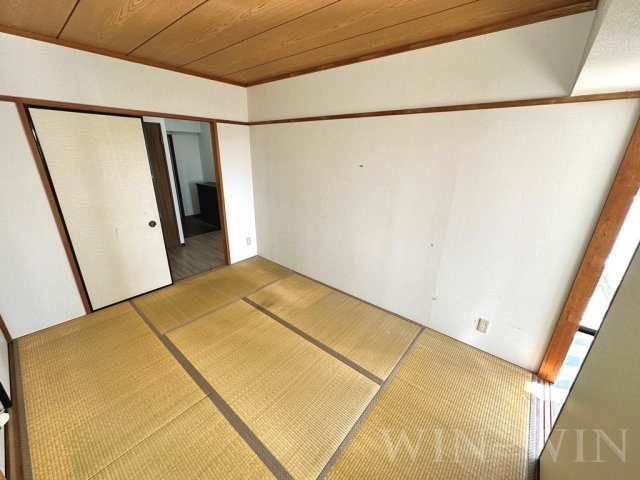 ハイツ船町の和室