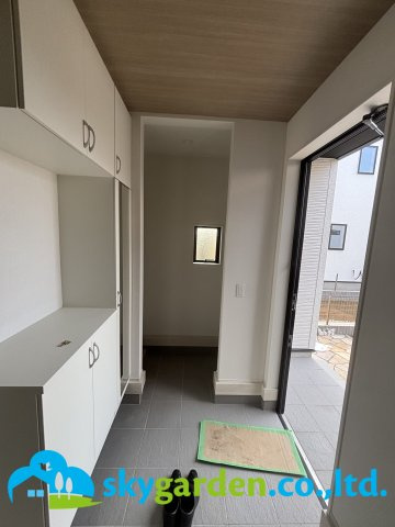 平塚市大島　新築戸建　全4棟3号棟の玄関