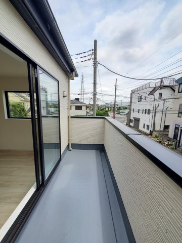 三郷市　新和1丁目　新築戸建　全1棟のバルコニー|施工例です