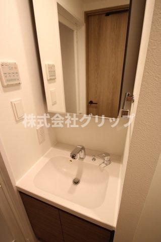 エストゥルース横浜蒔田の独立洗面台