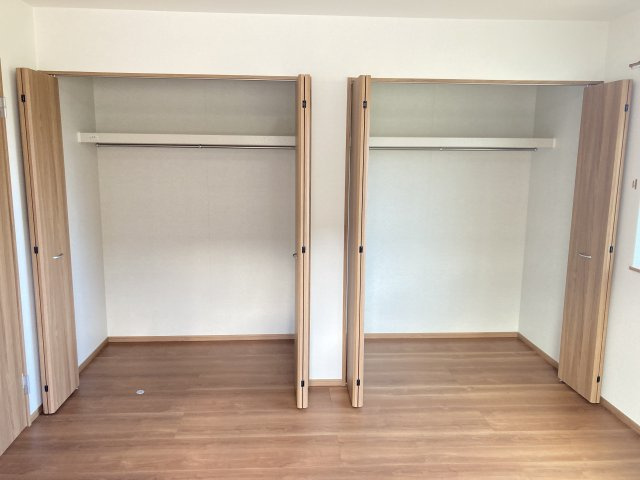 ハートフルタウン 前橋市西片貝町１丁目293番　Ａ号棟の収納|2階洋室3収納です