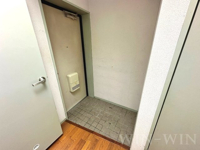 第2橋本マンションの玄関