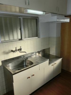  | コーポ中村B | ※室内写真は205号室を参照しています。