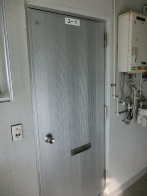  | コーポ中村B | ※室内写真は205号室を参照しています。