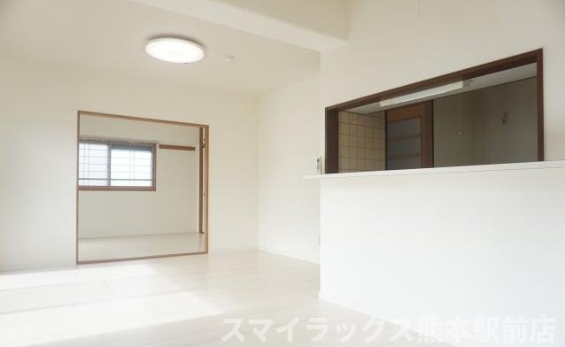 熊本市中央区菅原町の賃貸マンションの内装