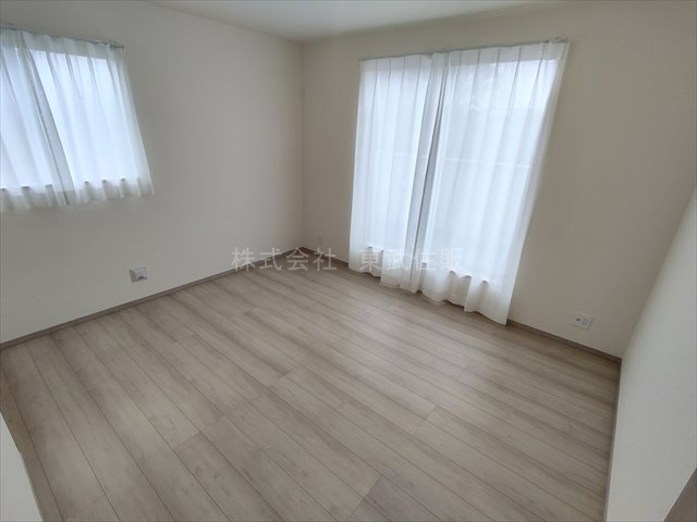 【寝室】の画像