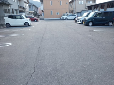 【駐車場】 | ロイヤルオークス　A棟