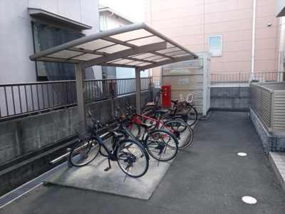 【その他】 | ロイヤルオークス　A棟 | 屋根付き駐輪場