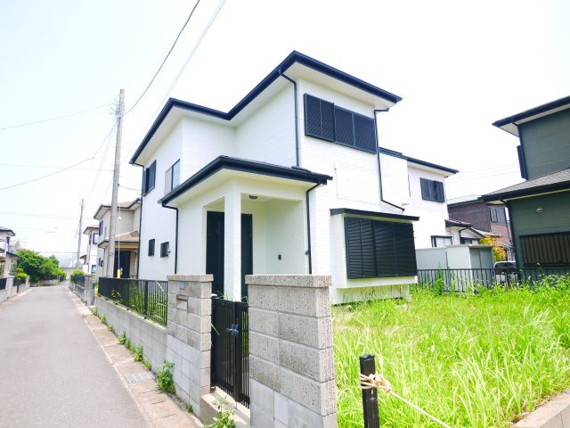 山武郡九十九里町片貝　中古住宅の外観|内外装リフォーム済み令和7年7月４LDK 全室新規エアコン完備 給湯器エコジョーズ 海岸まで車約5分
