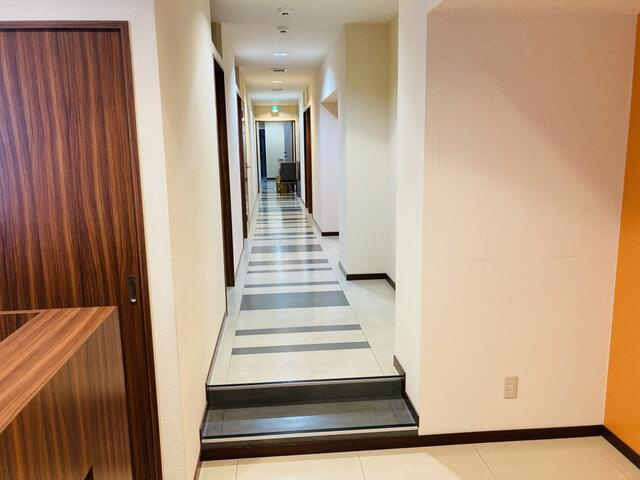 ＲＥＩＤ－Ｃ元町　シェアエステルーム元町内のロビー| 