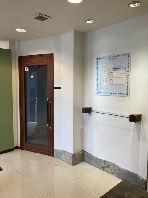 ＲＥＩＤ－Ｃ元町　シェアエステルーム元町内のロビー| 