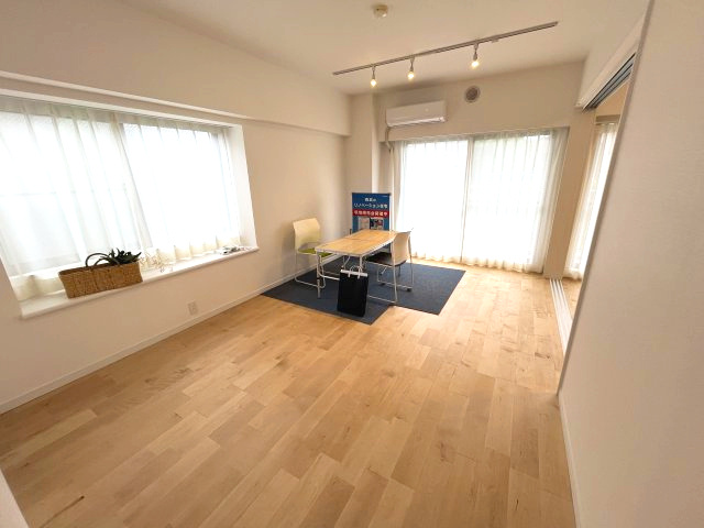 ユアコート武蔵藤沢の居間・リビング|ゆったり過ごせるリビングです