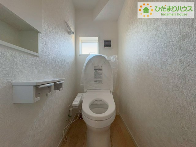 北茨城市大津町北町第12　新築戸建　1号棟のトイレ|トイレは1F、2F共に完備！取り合いになることがありませんね(^^)/