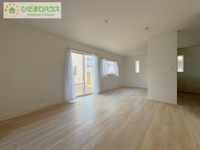 北茨城市大津町北町第12　新築戸建　1号棟の居間・リビング|早くお仕事終わらせて、家に帰りたくなるようなリビングです(^^♪