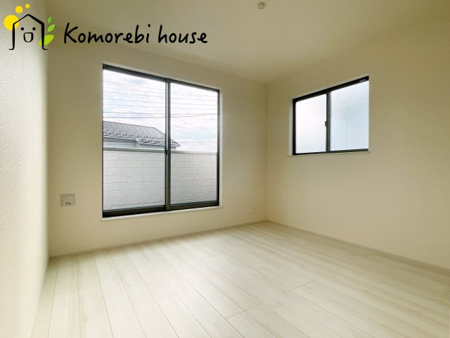 北足立郡伊奈町西小針1丁目131番　新築一戸建て　ハートフルタウン　Fの子供部屋|6.06帖の洋室はお子様のお部屋にいかがでしょう。自分好みのお部屋をつくりましょう！
目指せ！自分だけの秘密基地♪