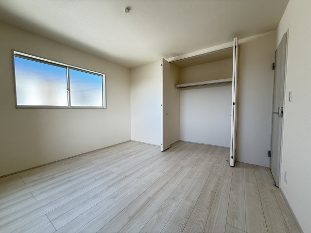 神戸市垂水区福田5丁目新築戸建の洋室