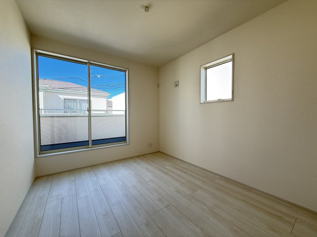 神戸市垂水区福田5丁目新築戸建の洋室