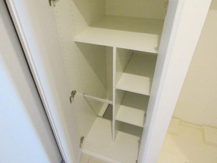 プライムメゾン大塚の玄関