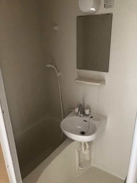 ポケットハウスの浴室