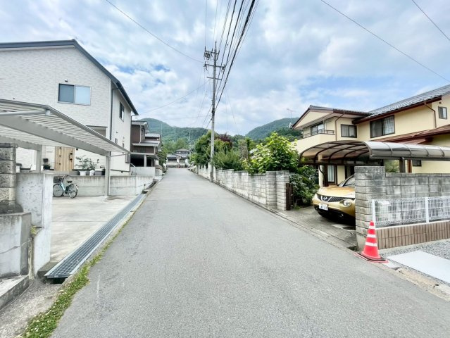 長野市箱清水第２の前面道路含む現地写真