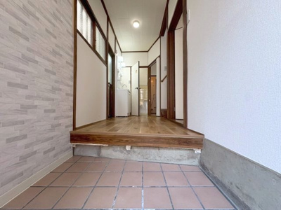 【玄関】 | 豊中市柴原町5丁目貸家B