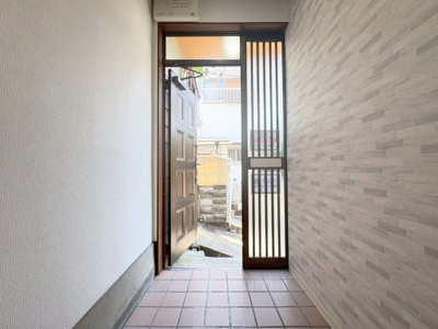 【玄関】 | 豊中市柴原町5丁目貸家B