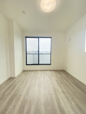 【洋室】 | 旭区鶴ヶ峰1丁目戸建て | 3階6.7帖洋室