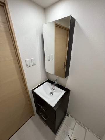 【独立洗面台】