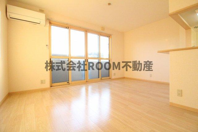 マルクイーンの洋室|スタンダードな洋室です