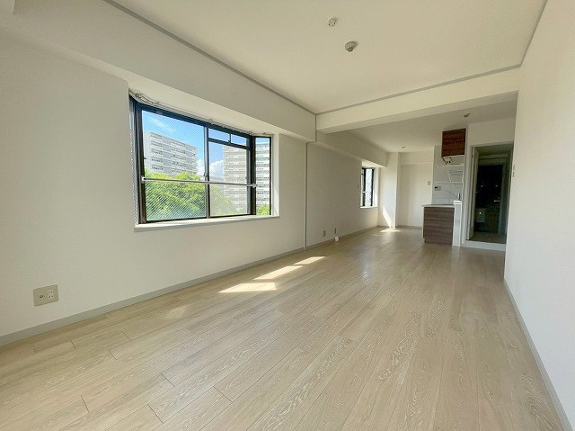 ハイム・クリエイティブの居間・リビング