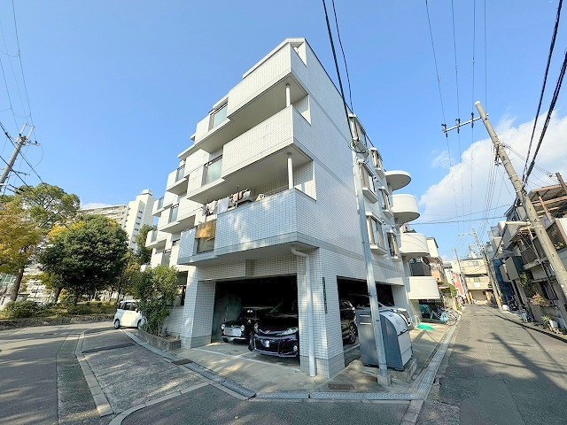 ハイム・クリエイティブの外観