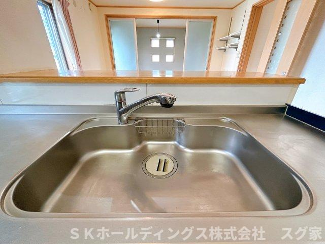 福知山市野花戸建てのキッチン