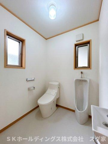 福知山市野花戸建てのトイレ